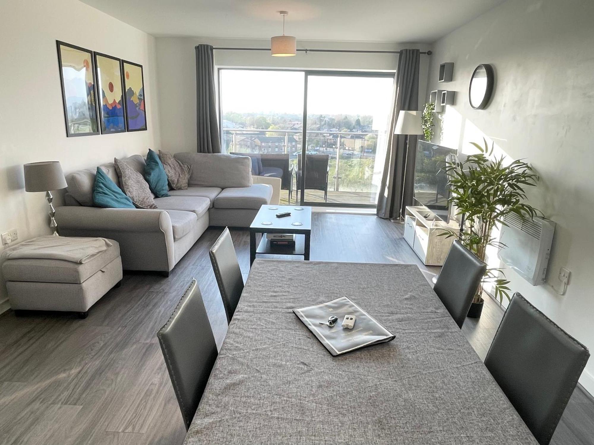 Balcony Marina Apartment With City Skyline Views - Free Secure Parking Manchester Esterno foto